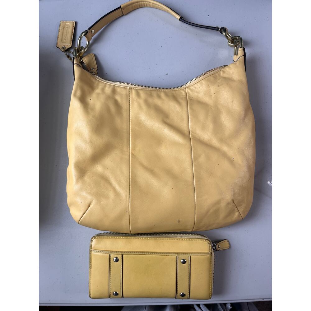 Coach Kristin Yellow Leather Hobo Shoulder Bag Crossbody Purse & Wallet Set - Picture 4 of 10